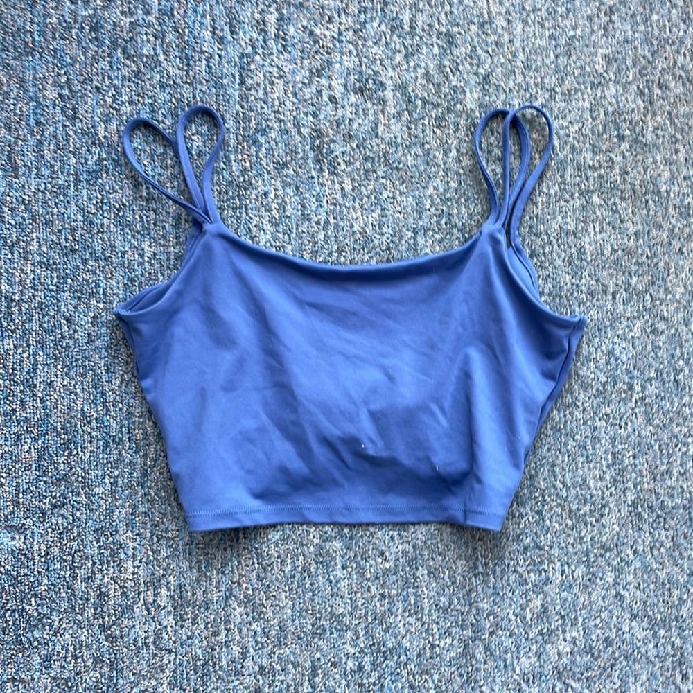 Workout top bundle - Picture 6 of 9